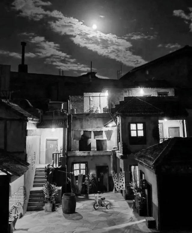 Espaço Liminar brasileiro - Liminal Space Brazil, Vila do Chaves