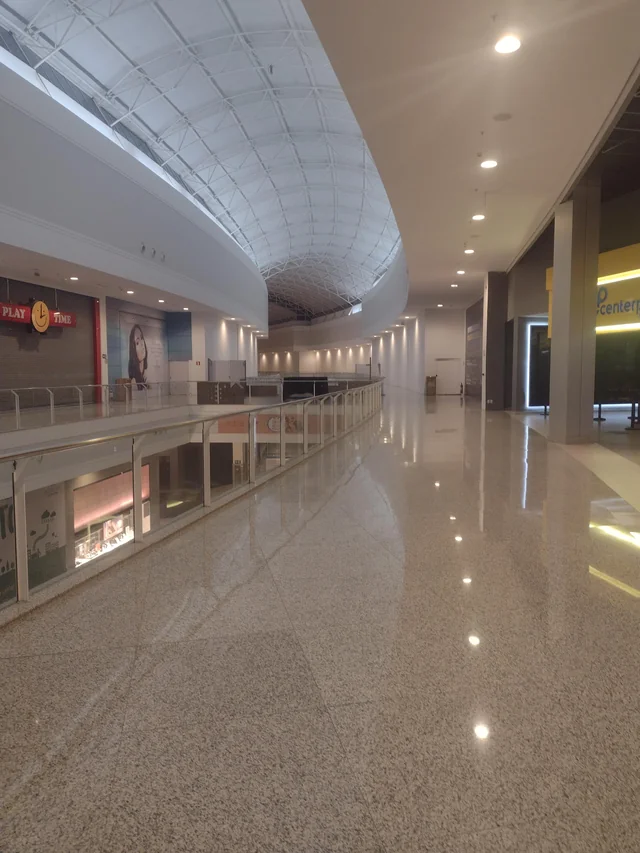Espaço Liminar brasileiro - Liminal Space Brazil